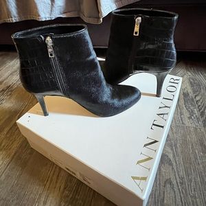 Ann Taylor ankle boots